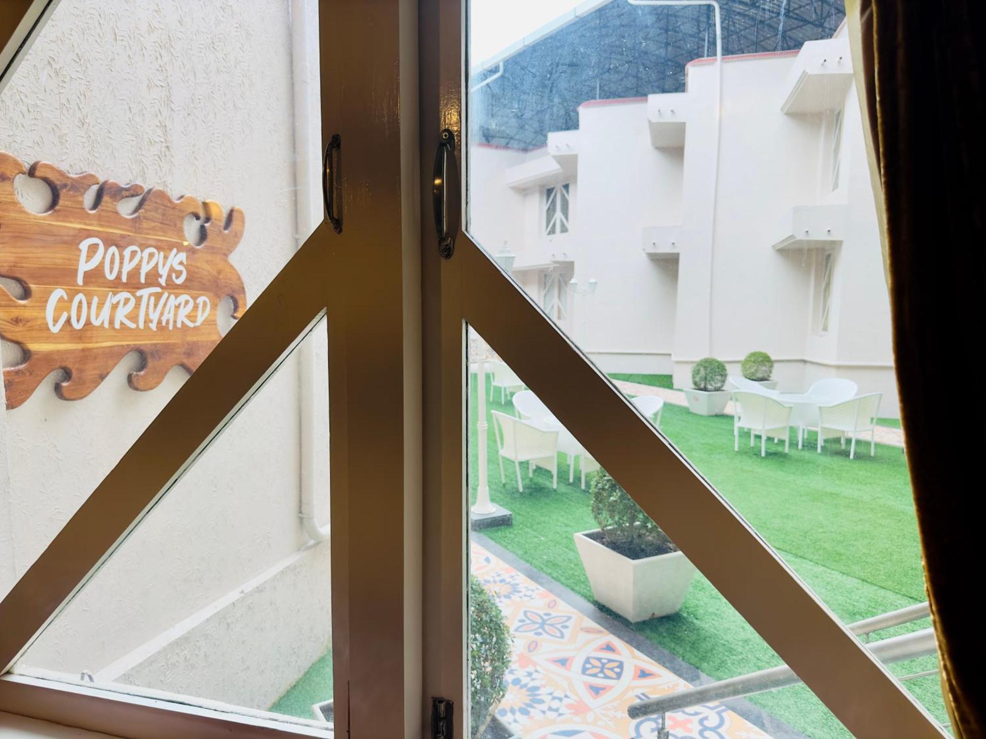 Poppys Pleasant Stay コダイカナル エクステリア 写真